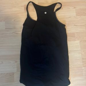 size 6 lulu tank